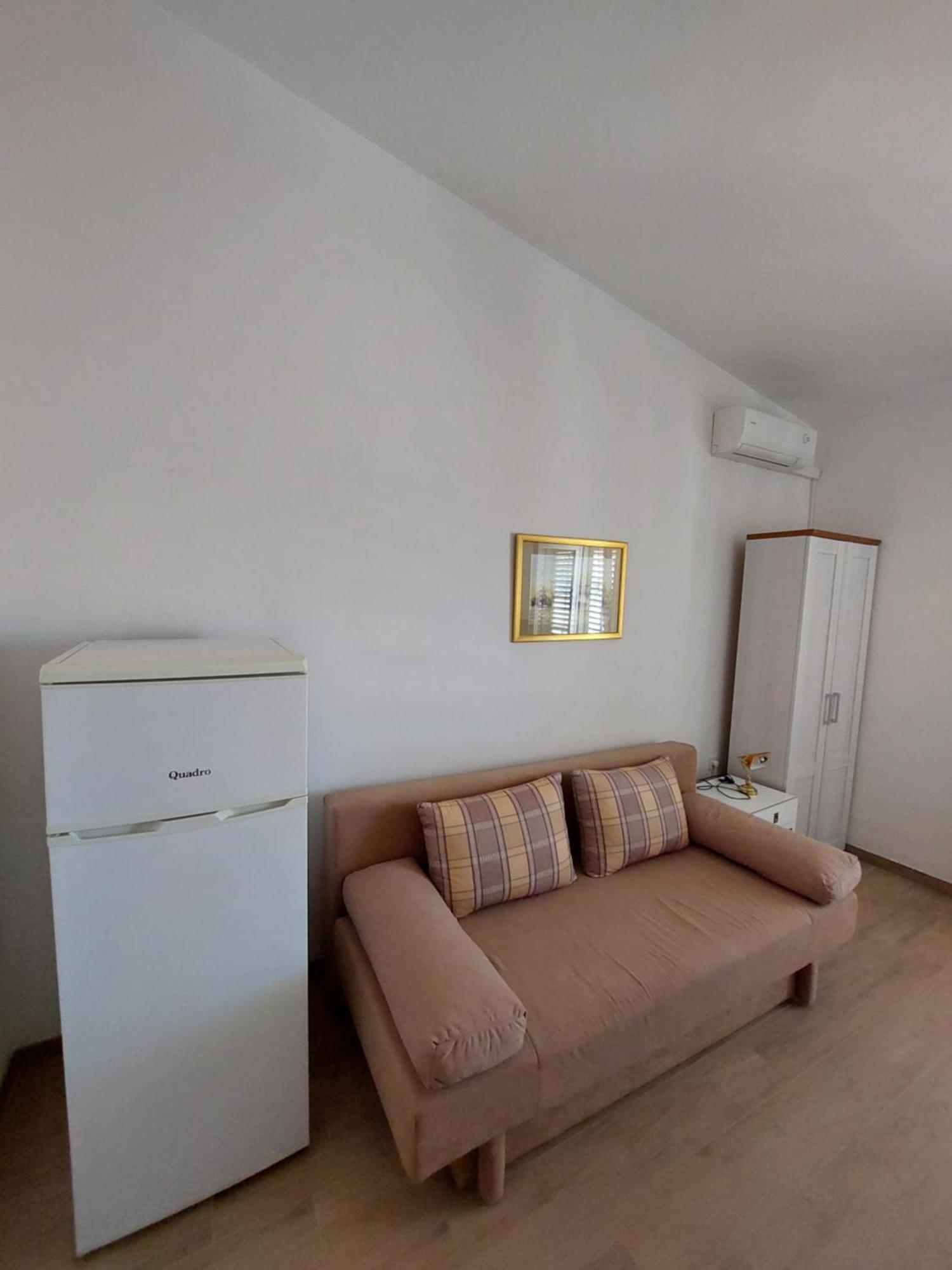 Villa Grozdic Makarska Rum bild