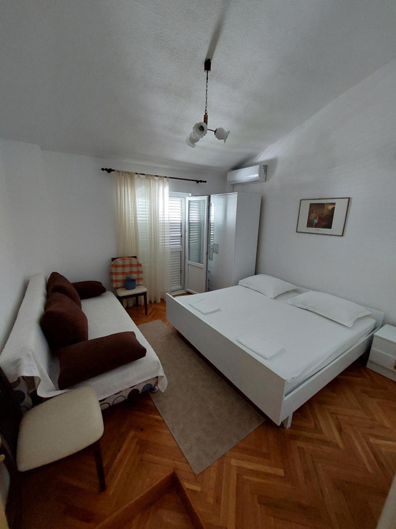 Villa Grozdic Makarska Rum bild